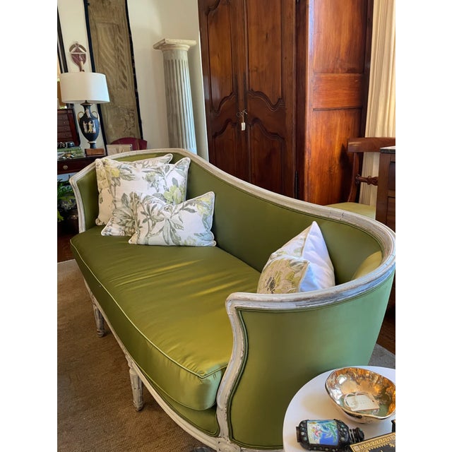 French 19th Century French Louis XVI Sofa/ Canapé in Green Silk For Sale - Image 3 of 6