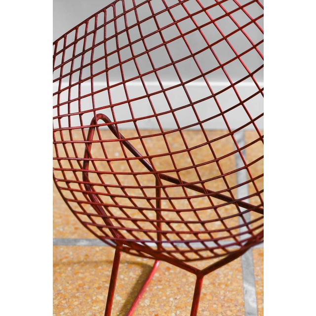 Diamond Chairs in Red Lacquer by Harry Bertoia for Knoll International, 1950s, Set of 2 For Sale - Image 3 of 6