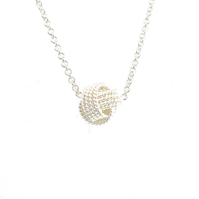 1990s Tiffany & Co Estate Love Knot Necklace 17" Silver For Sale In New York - Image 6 of 9