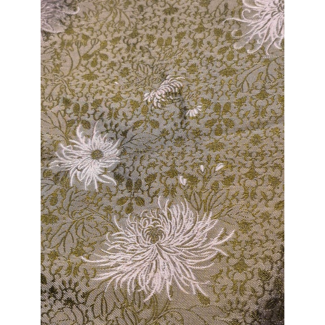 Textile 1990s Dual Sided White and Green Asian Silk Crysanthemum Fabric1 Panel For Sale - Image 7 of 13
