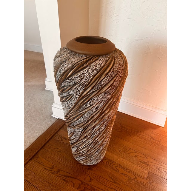 Contemporary Late 20th Century Sculptural Standing Clay Vase For Sale - Image 3 of 8