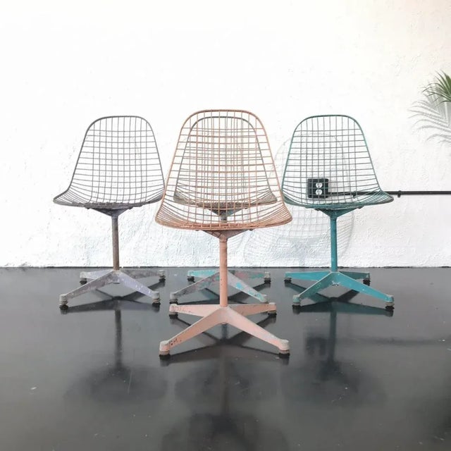 Mid-Century Modern Vintage Charles and Ray Eames for Herman Miller PKC Wire Chairs - (3 Left) For Sale - Image 3 of 10