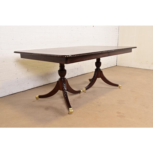 1980s Baker Furniture Style Georgian Mahogany Double Pedestal Extension Dining Table, Newly Refinished For Sale - Image 5 of 15