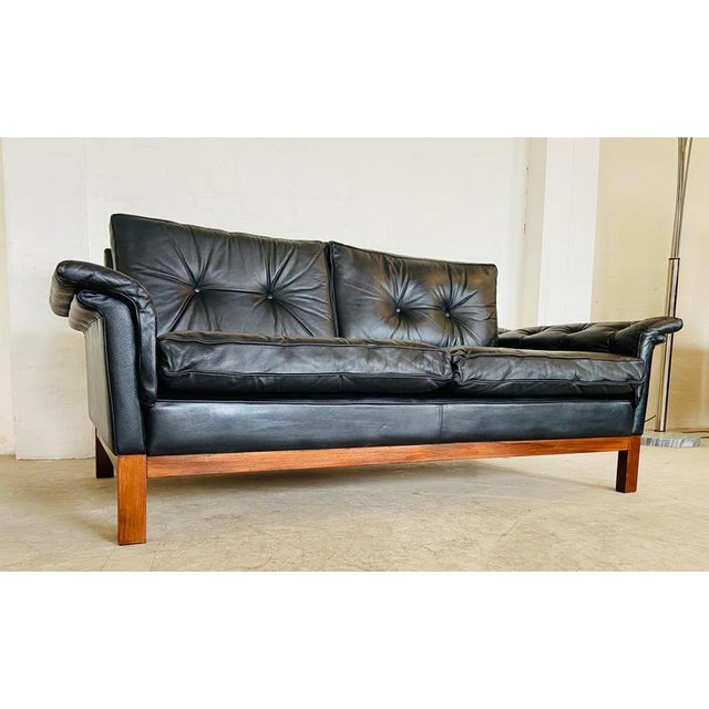 1960s Vintage Scandinavian Black Buttoned Leather Sofa from Ikea, 1960s For Sale - Image 5 of 18
