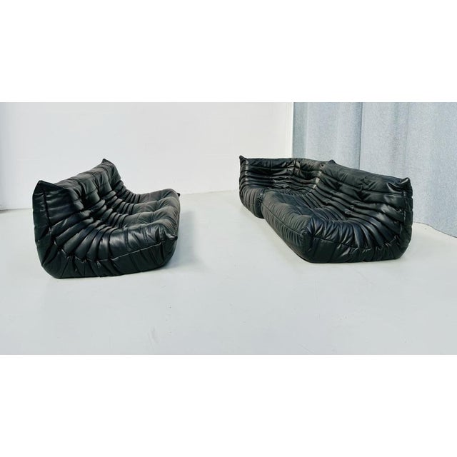 French Togo Living Room Set in Black Leather by Michel Ducaroy for Ligne Roset, Set of 3 For Sale - Image 5 of 18