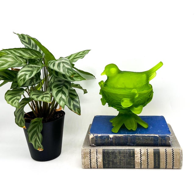 Stunning, vintage Westmoreland glass covered dish in a vibrant lime green satin finish from the 1960's - 1970's. Features...