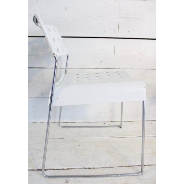 Bieffeplast White Omstak Chairs by Rodney Kinsman for Bieffeplast, 1970s, Set of 4 For Sale - Image 4 of 7