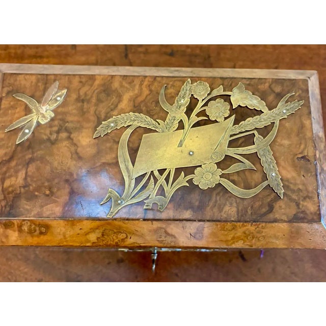 Wood Antique Victorian Burr Walnut Tea Caddy, 1850 For Sale - Image 7 of 12