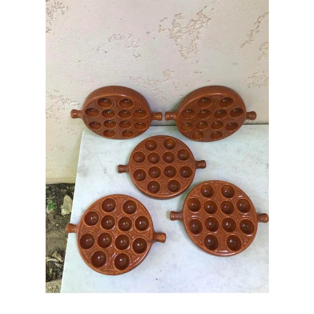 French Country C. 1950 French Majolica Snail Plates- Set of 5 For Sale - Image 3 of 6