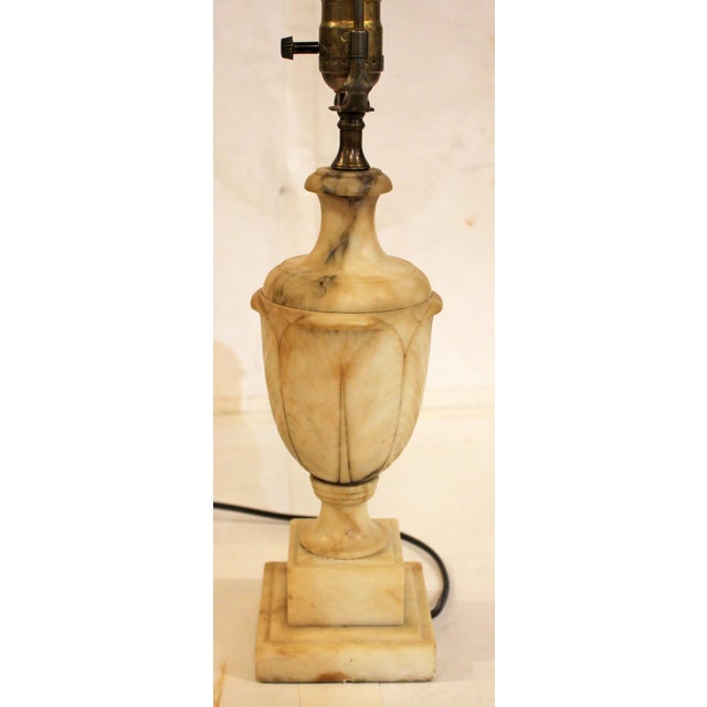 Italian C. 1920s-30s Italian Carved Urn Form Alabaster Lamp For Sale - Image 3 of 6
