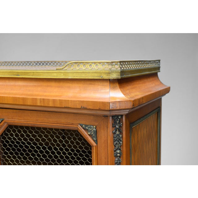 Satinwood Display Cabinet, 1930s For Sale - Image 6 of 10