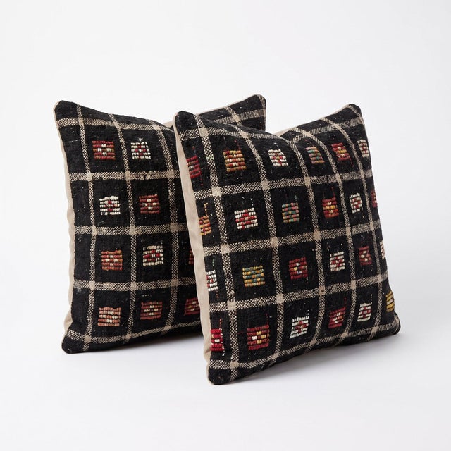 Mid-Century Modern Turkish Kilim Pillow Cover 24'' X 24'' - Set of Two For Sale - Image 3 of 4