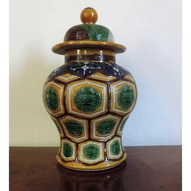 Chinese 19th Century Chinese Sancai Palette Porcelain Baluster Shaped Vase & Cover Kangxi Marks For Sale - Image 3 of 11