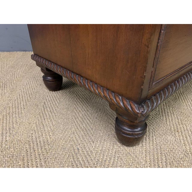 Brown George IV Mahogany Chest of Drawers, 1820s For Sale - Image 8 of 14
