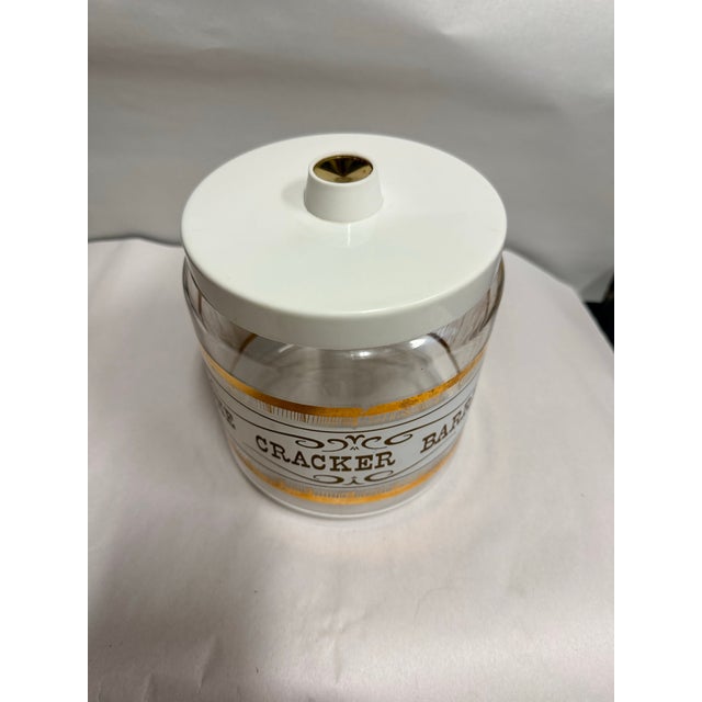Vintage Pyrex “The Cracker Barrel” For Sale - Image 12 of 12