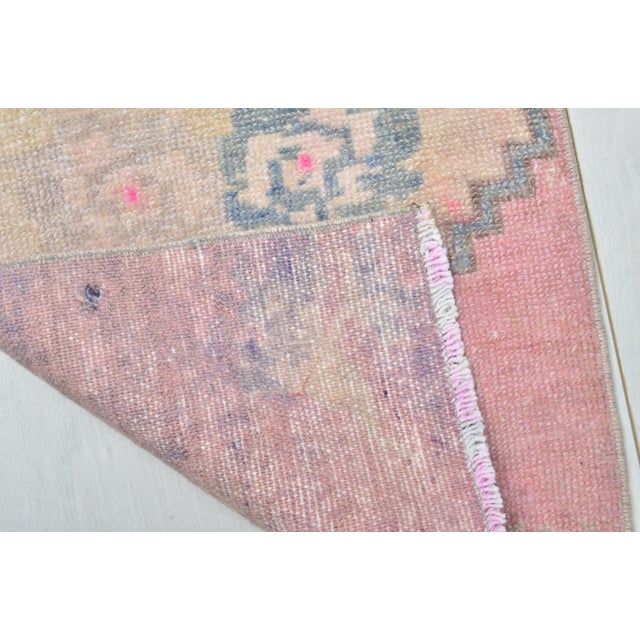1950s Mid 20th Century Mini Yatık Weave Rug For Sale - Image 5 of 5