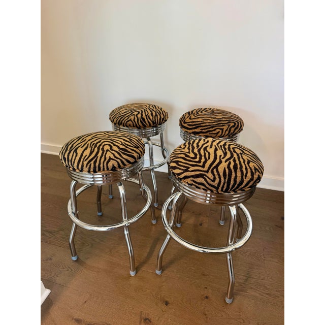 Vintage Chrome Swivel Counter Stools in Tiger-Print Chenille, Set of 4 For Sale - Image 4 of 10