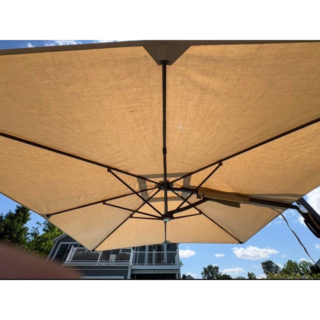 Modern Tuuci® Ocean Master Cantilever Umbrella – 10' Square For Sale - Image 3 of 18