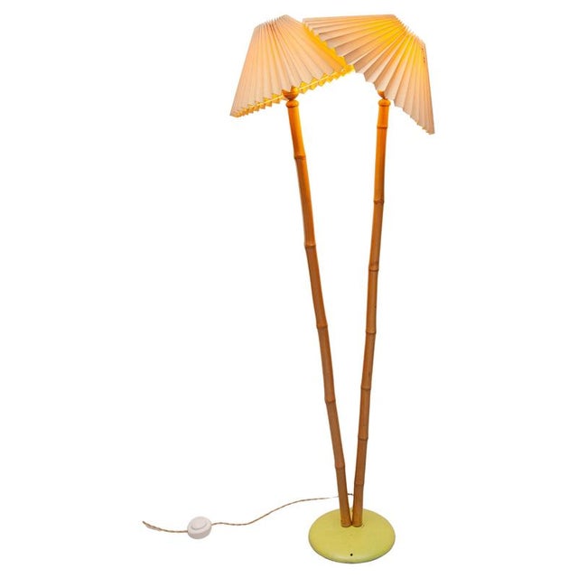 Mid-Century Modern Bamboo Floor Lamp with Yellow Metal Base, 1959 For Sale - Image 10 of 10