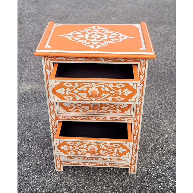 Hand‑Painted Moroccan Nightstand / Orange and White Zoua9 Woodwork For Sale - Image 4 of 7