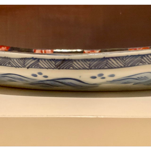 Antique Japanese Imari Porcelain Dish Period: Meiji Era (1868–1912) For Sale - Image 10 of 18