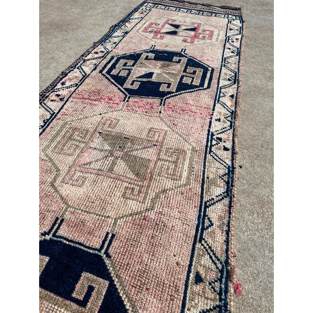 1940s 1940s Vintage Turkish Handknotted Herki Runner Rug For Sale - Image 5 of 8