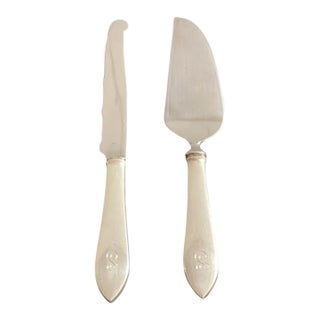 Tiffany & Co. Vintage Sterling Silver Cheese and Bread Serving Knife Set- 2 Pieces For Sale