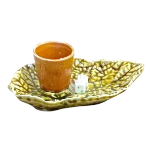 Antique Etruscan Majolica Leaf Matchstick Cup