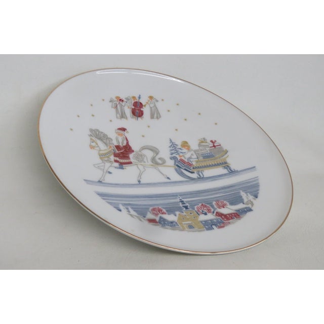 Hg Selb Heinrich Bavaria Germany Christmas Collector Plate Santa and Sled 4902b For Sale - Image 9 of 12