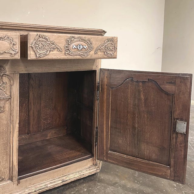 Early 18th Century Belgian Liègeois Régence Period Hand-Carved Stripped Oak Mermaid Buffet For Sale - Image 14 of 18