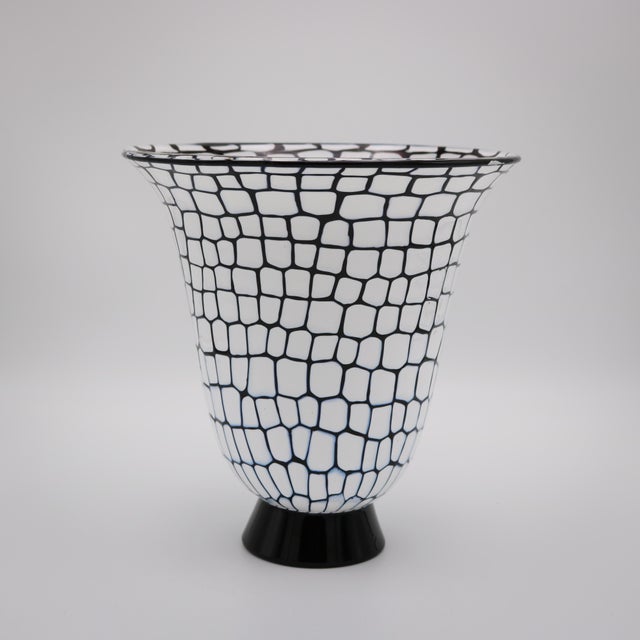 Glass 1960s "Neomurrino" Italian Glass Vase by Barovier & Toso For Sale - Image 7 of 18
