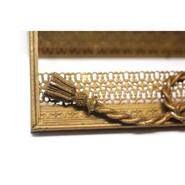 1960s Vintage Guildcrest Gold Plated Rope and Tassel Tissue Box For Sale - Image 5 of 11