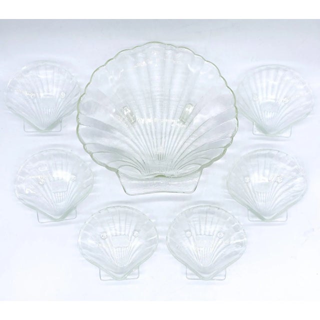 Mid-Century Modern Vintage Transparent Glass Clam Shell Bowls – Coastal Serving Set of 7 For Sale - Image 3 of 12