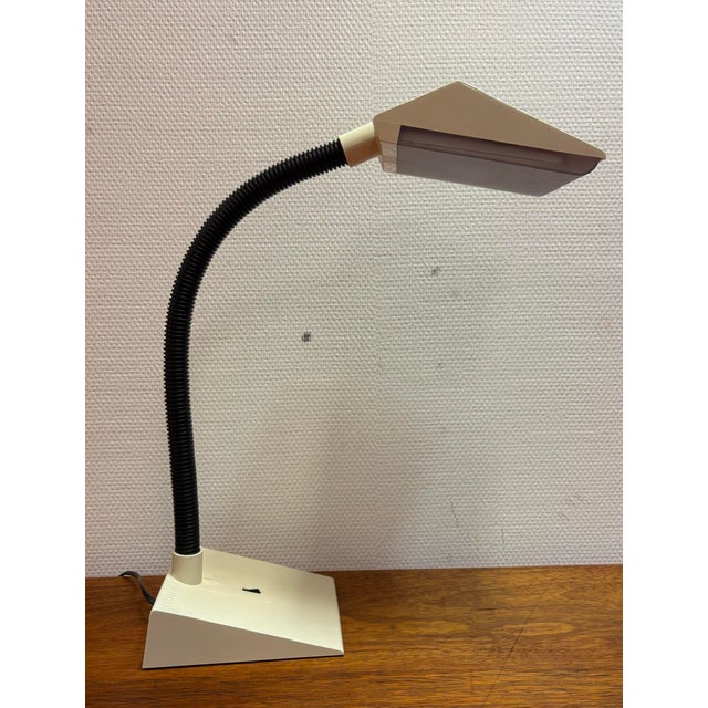 White 2D Ibis Table Light by Fulvio Battaglia for Thorn, 1980 For Sale - Image 14 of 14