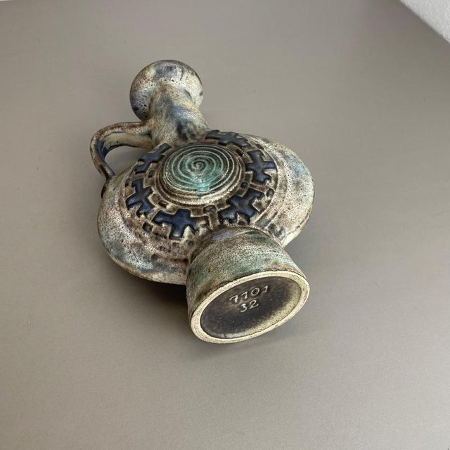 Sculptural Fat Lava Pottery Vase attributed to Jopeko, Germany, 1970s For Sale - Image 17 of 18