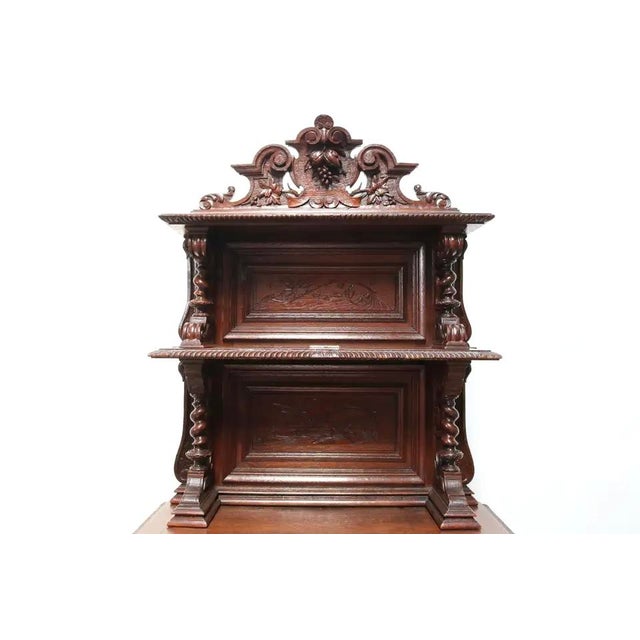 Antique FrenchHunting Cabinet in Barley Twist Oak, 1880 For Sale - Image 12 of 15
