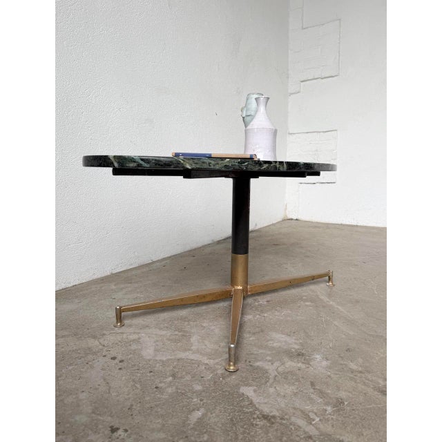 Green Marble and Brass Coffee Table attributed to Michel Kin for Arflex, 1960s For Sale - Image 16 of 18