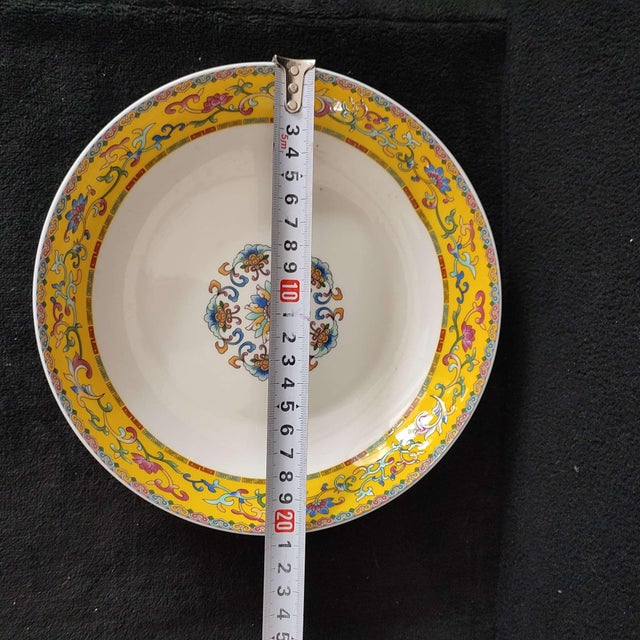 Chinese Ceramic Plate,Qianlong Marked Famille Rose Porcelain Plate Hand Painted Flowers Pattern For Sale - Image 9 of 10