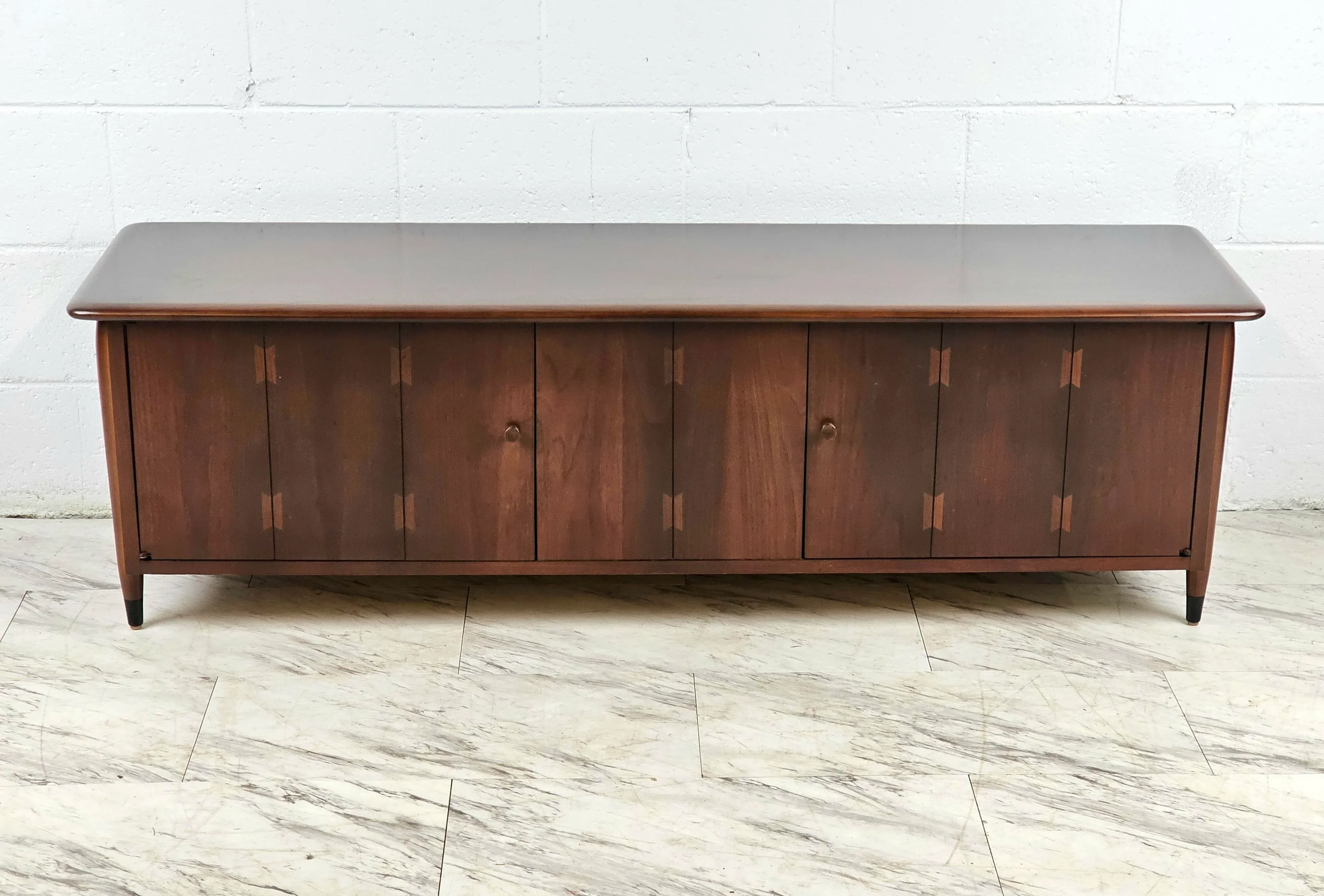 1960s Lane Acclaim Window Chest | Chairish