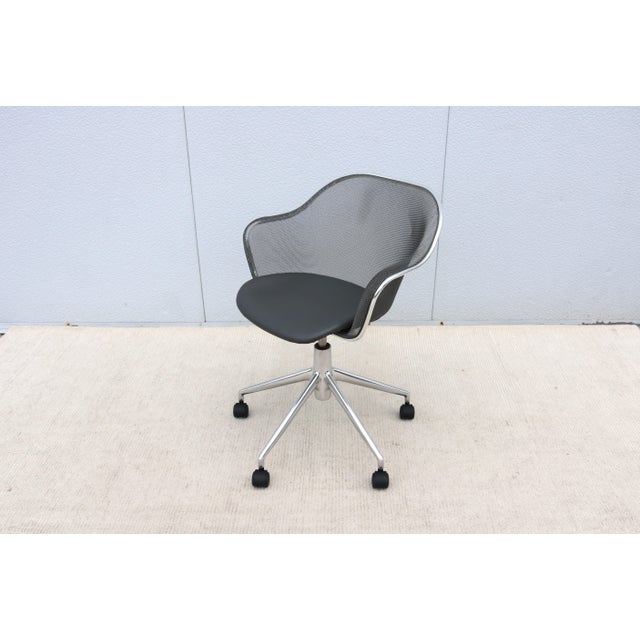 2010s Italian Modern Antonio Citterio for B&b Italia Iuta Swivel Desk Task Chair, Gray Leather For Sale - Image 5 of 18