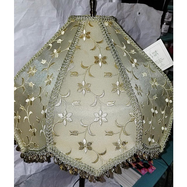 Traditional 1980s Belle Epoque Brass and Onyx Table Lamp For Sale - Image 3 of 11