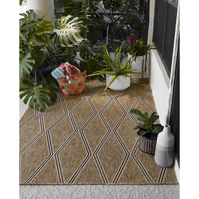 Momeni Contemporary Indoor/Outdoor Hampton Inlet Rug in Natural, 4'1" x 6' For Sale In Atlanta - Image 6 of 8