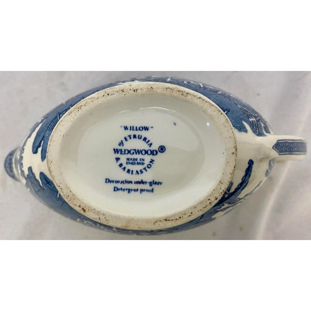 Vintage Wedgwood Blue Willow Gravy / Sauce Boat From England - Circa 1950 For Sale - Image 11 of 12