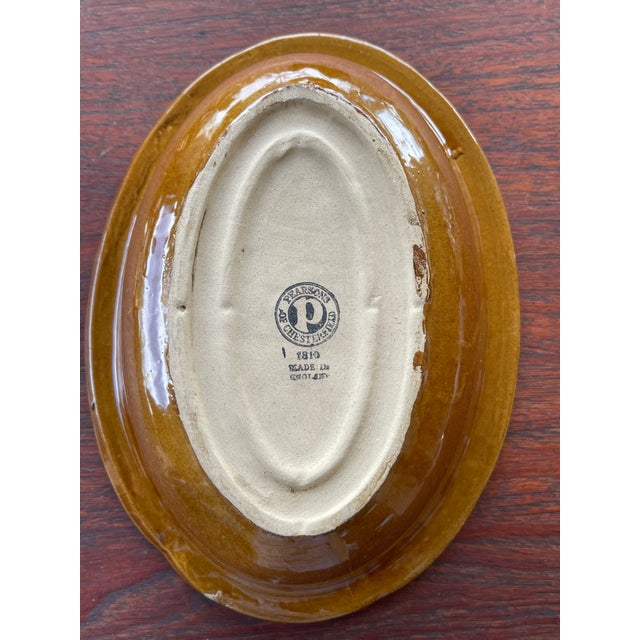 English Vintage English Pearson's of Chesterfield Stoneware Casserole Dish, 4 1/2 Pint For Sale - Image 3 of 4