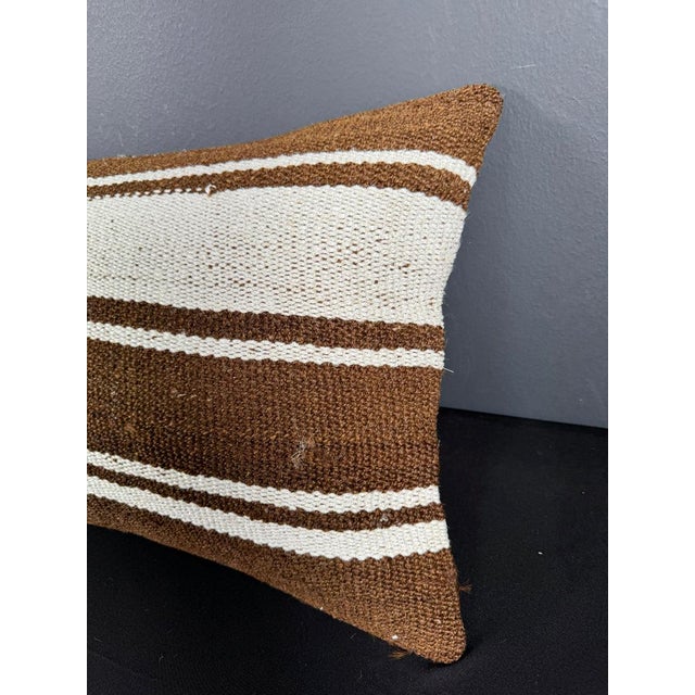 Contemporary Turkish Hemp Pillow Cushion Natural Beige Brown Pillow Cushion Cover 16 "x 24" For Sale - Image 3 of 4