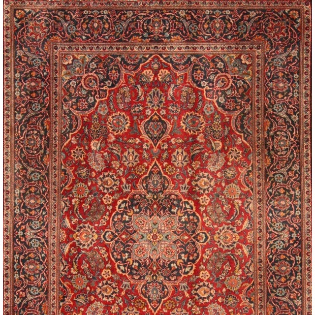 Middle Eastern Rug in Wool For Sale - Image 3 of 11