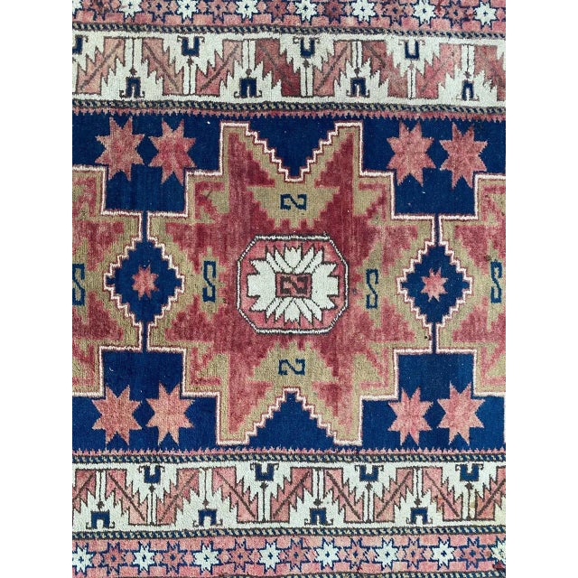 1960s Vintage Turkish Rug For Sale - Image 5 of 18