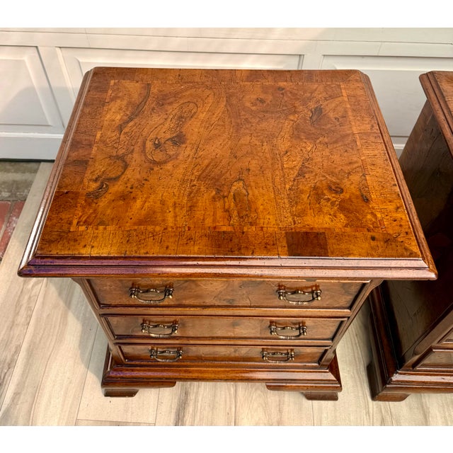 Mid 20th Century Pair of Mid-Century Georgian Revival Burr Walnut Bachelor's Chests Nightstands For Sale - Image 5 of 18