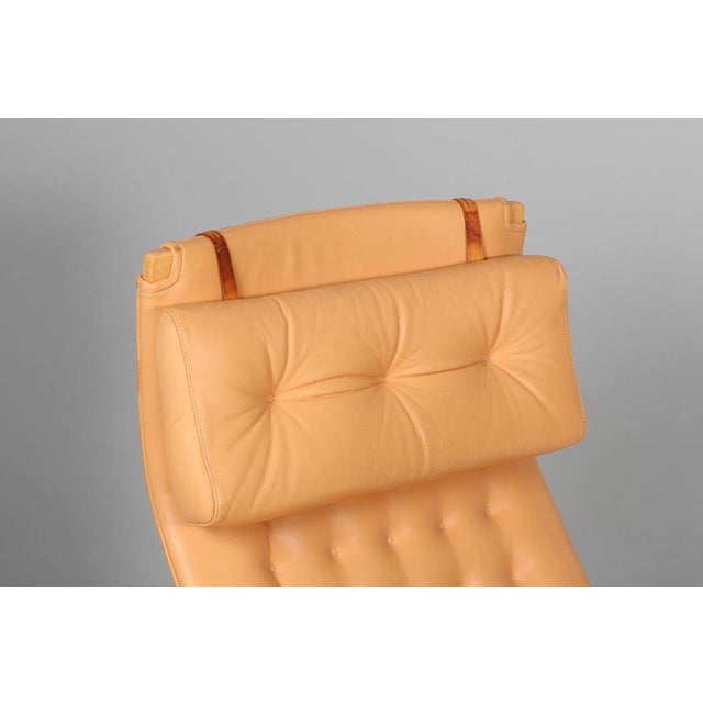 Set of Pernilla 2 Lounge Chair and Ottoman in Leather by Bruno Mathsson for Dux, 1980s For Sale - Image 6 of 11