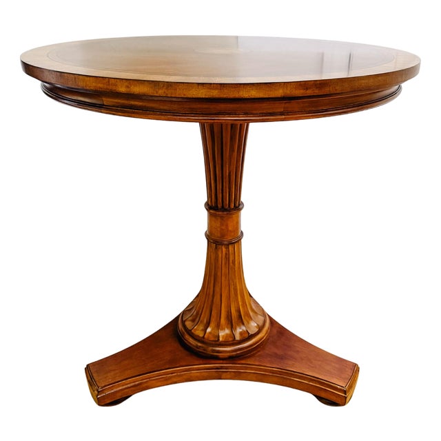 1990s Ethan Allen Neoclassical Round Inlaid Walnut Pedestal Accent Table For Sale